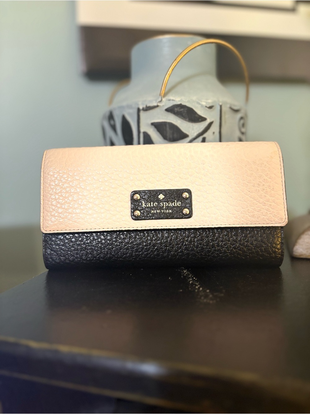 kate spade ♠️ Creme and Black Pebbled Leather Continental Wallet